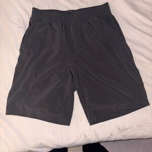 Lululemon Pacebreaker 9” Inseam Shorts
